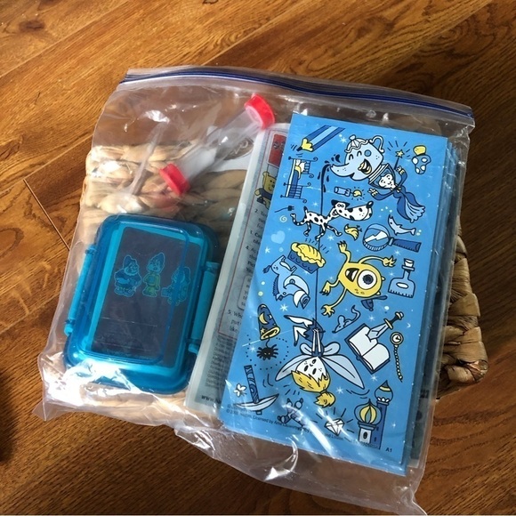 Disney Picturaka! Card game - Picture 3 of 3